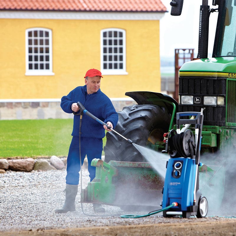 Cold water deals pressure washer